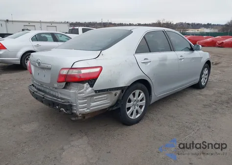 2009 Toyota Camry Xle z USA, uszkodzony, nr VIN 4T1BE46K59U890930